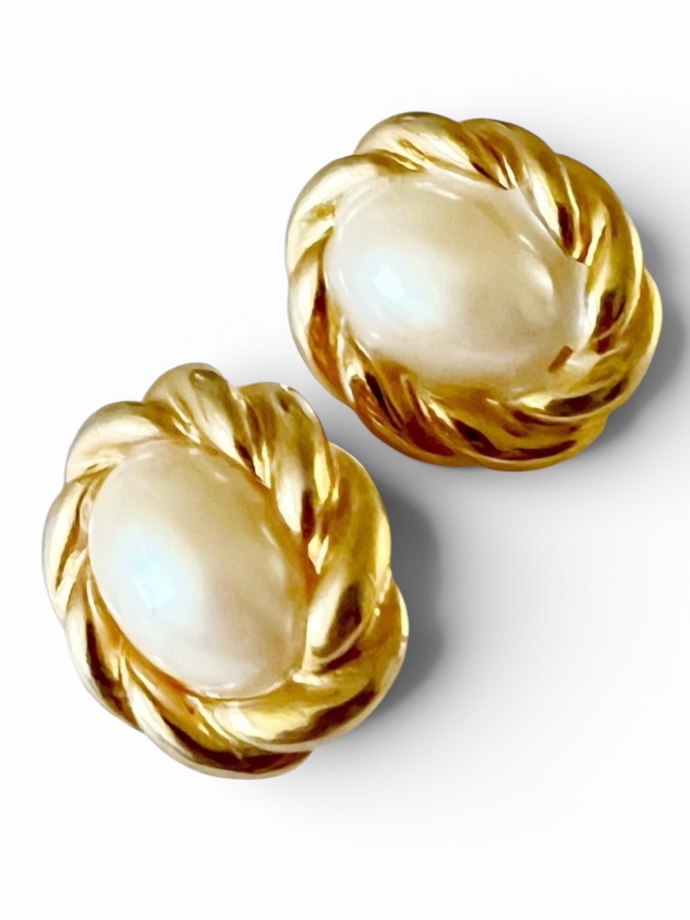 Earrings Kenneth Jay Lane Classic Pearl Gold Plated